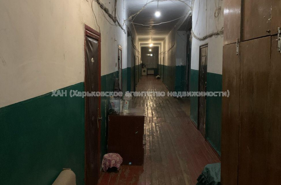 Продам квартиру, Василия Вышиваного ул. , 1 кім., 35.30 м², косметический ремонт 