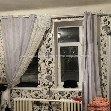 Продам квартиру, Василия Вышиваного ул. , 1 кім., 35.30 м², косметический ремонт 