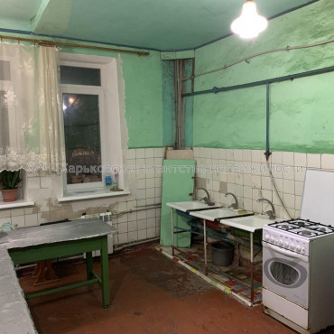 Продам квартиру, Василия Вышиваного ул. , 1 кім., 35.30 м², косметический ремонт 