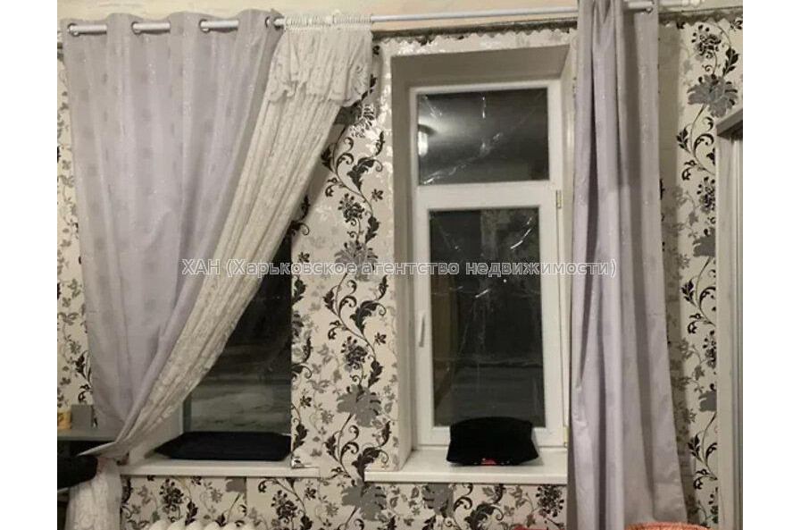 Продам квартиру, Василия Вышиваного ул. , 1 кім., 35.30 м², косметический ремонт 