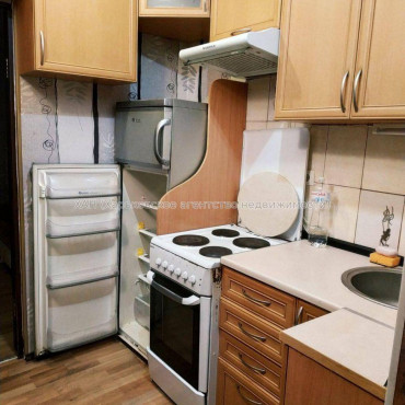 Продам квартиру, Владислава Зубенко ул. , 35 , 1 кім., 21 м², косметический ремонт 