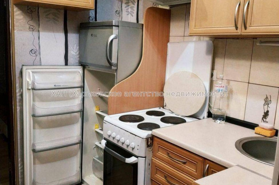 Продам квартиру, Владислава Зубенко ул. , 35 , 1 кім., 21 м², косметический ремонт 