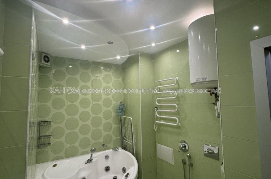 Продам квартиру, Аэрокосмический пр. , 2 кім., 53.60 м², евроремонт 