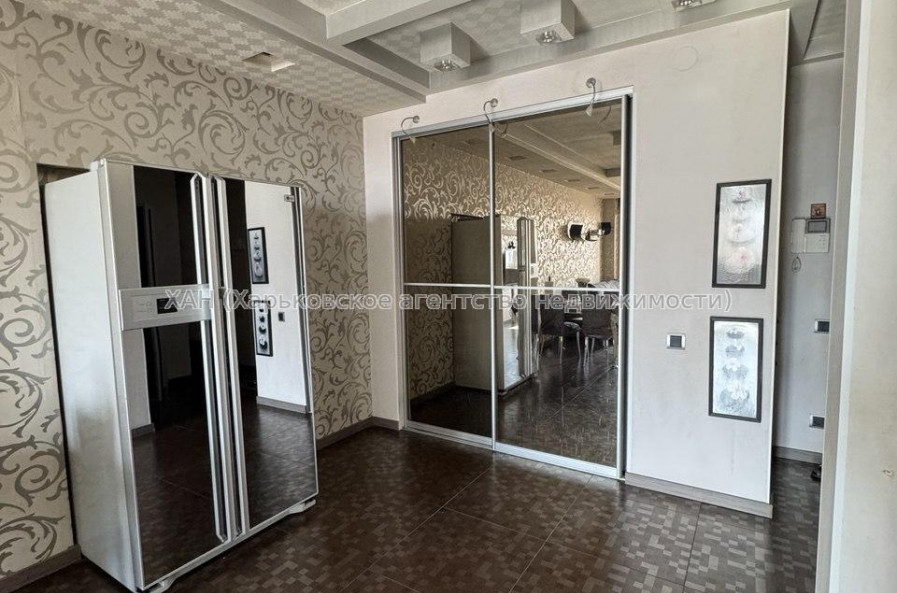 Продам квартиру, Аэрокосмический пр. , 2 кім., 53.60 м², евроремонт 