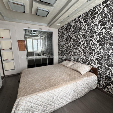 Продам квартиру, Аэрокосмический пр. , 2 кім., 53.60 м², евроремонт 