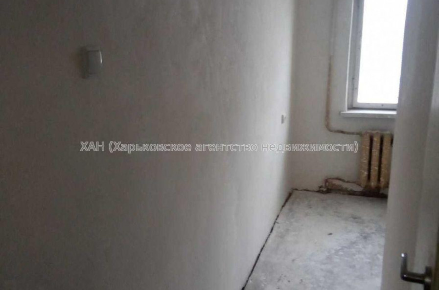 Продам квартиру, Юбилейный просп. , 1  ком., 33 м², без отделочных работ 