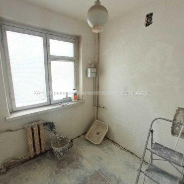 Продам квартиру, Юбилейный просп. , 1  ком., 33 м², без отделочных работ 