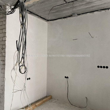 Продам квартиру, Шевченко ул. , 1  ком., 46.60 м², без внутренних работ 