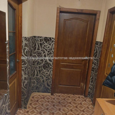 Продам квартиру, Индустриальный просп. , 3 кім., 53 м², косметический ремонт 