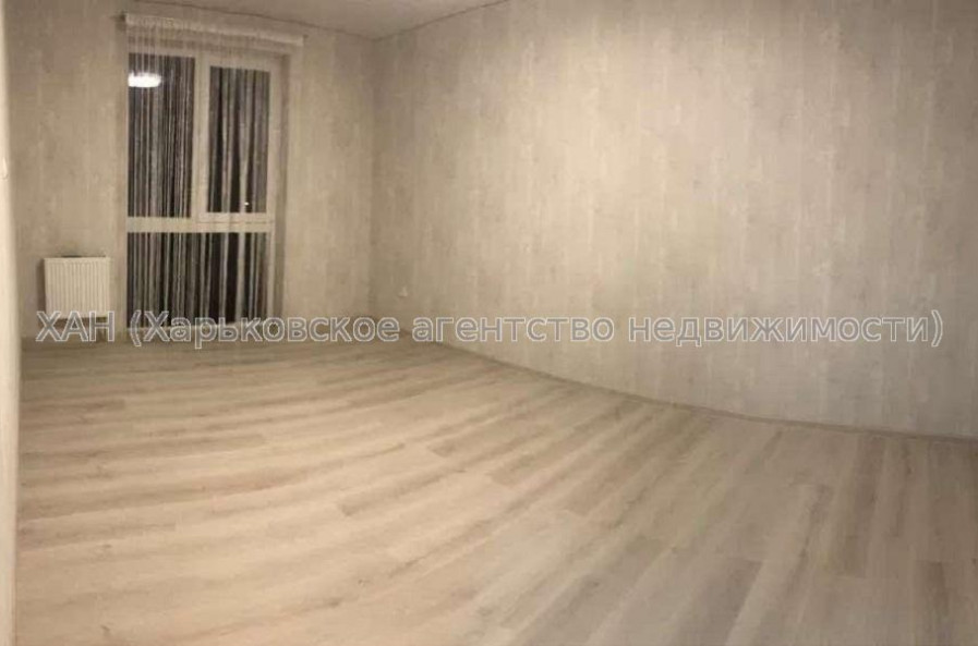 Продам квартиру, Драгоманова ул. , 2  ком., 60 м², капитальный ремонт 