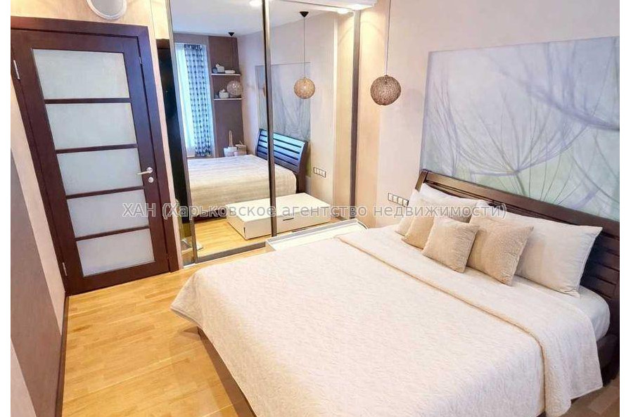 Продам квартиру, Непокоренных ул. , 68 , 3 кім., 65 м², капитальный ремонт 