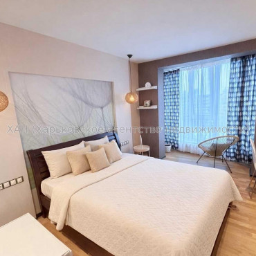 Продам квартиру, Непокоренных ул. , 68 , 3 кім., 65 м², капитальный ремонт 