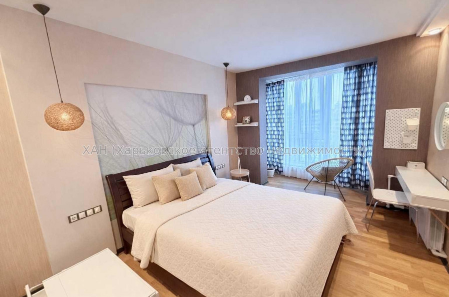 Продам квартиру, Непокоренных ул. , 68 , 3 кім., 65 м², капитальный ремонт 