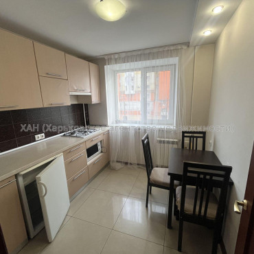 Продам квартиру, Героев Харькова просп. , 1 кім., 40 м², евроремонт 