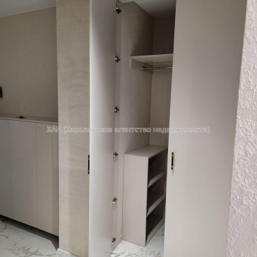 Продам квартиру, Льва Ландау просп. , 1  ком., 41 м², евроремонт 