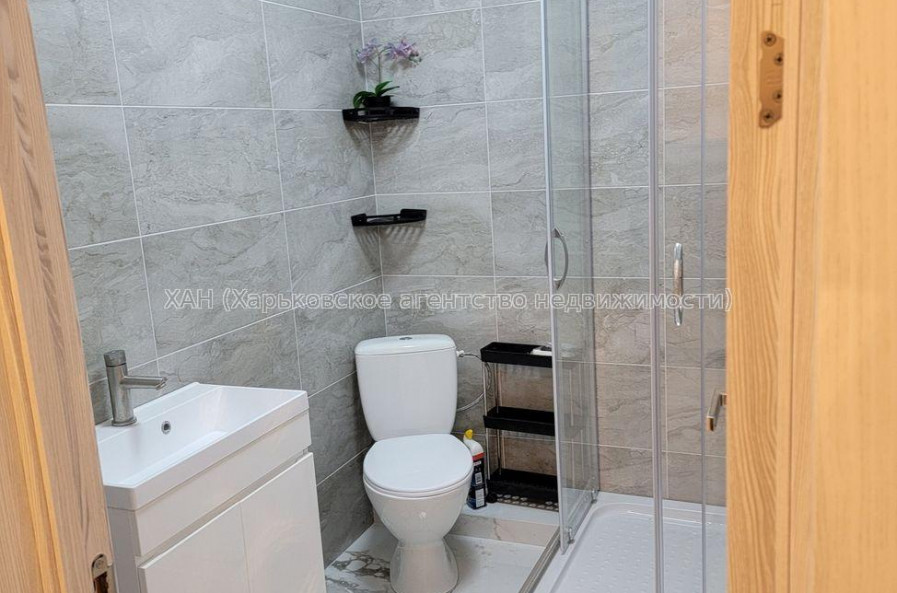 Продам квартиру, Льва Ландау просп. , 1  ком., 41 м², евроремонт 