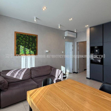 Продам квартиру, Дмитрия Антоненко ул. , 3  ком., 103.80 м², евроремонт 