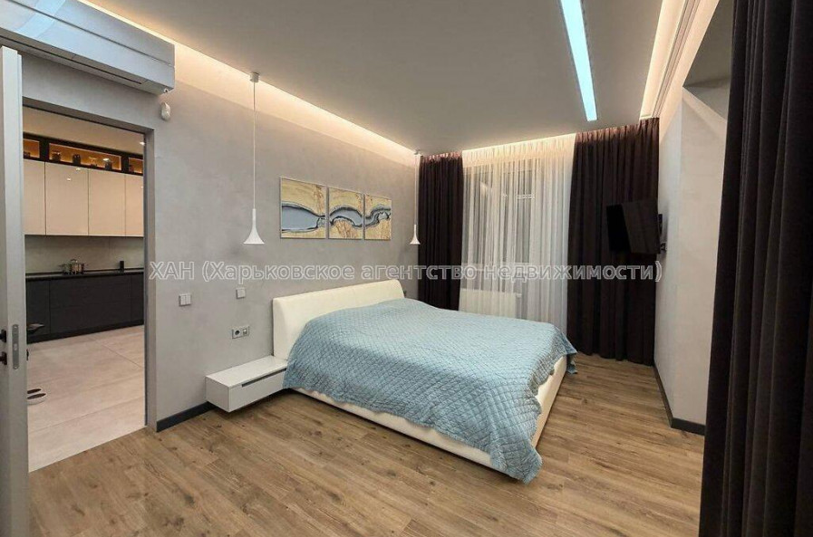 Продам квартиру, Дмитрия Антоненко ул. , 3  ком., 103.80 м², евроремонт 