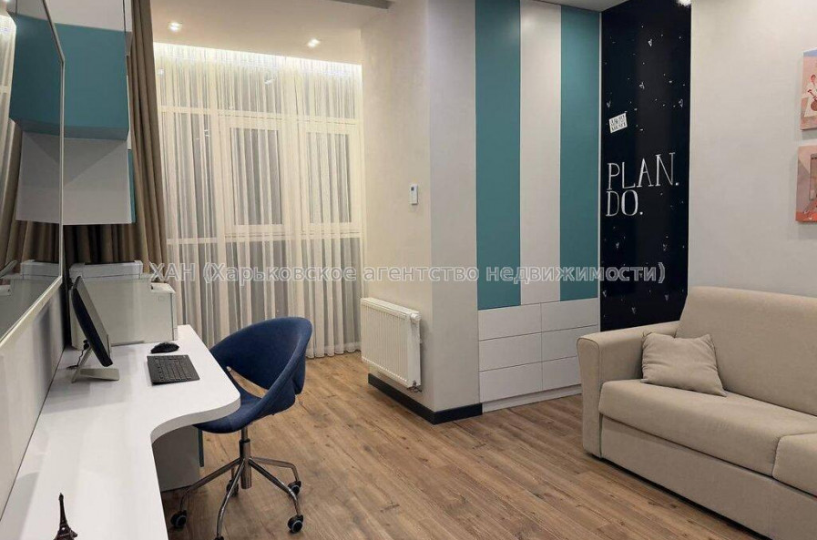 Продам квартиру, Дмитрия Антоненко ул. , 3  ком., 103.80 м², евроремонт 