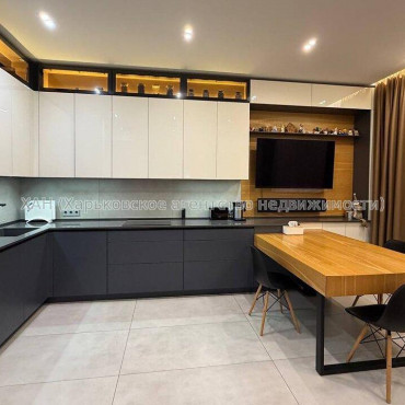 Продам квартиру, Дмитрия Антоненко ул. , 3  ком., 103.80 м², евроремонт 