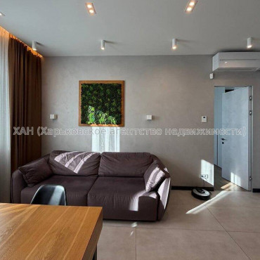 Продам квартиру, Дмитрия Антоненко ул. , 3  ком., 103.80 м², евроремонт 