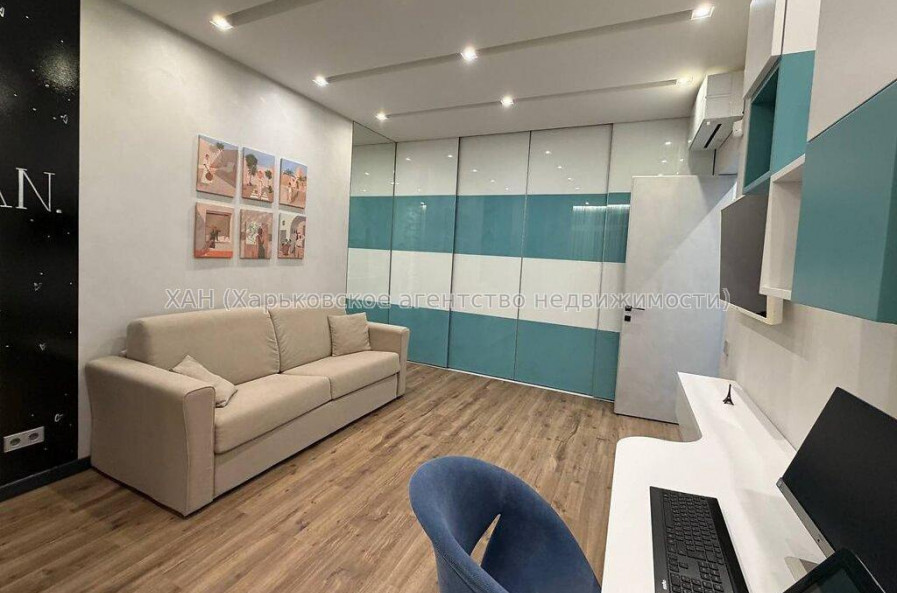 Продам квартиру, Дмитрия Антоненко ул. , 3  ком., 103.80 м², евроремонт 