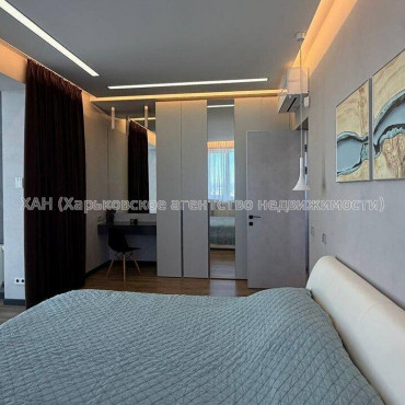 Продам квартиру, Дмитрия Антоненко ул. , 3  ком., 103.80 м², евроремонт 