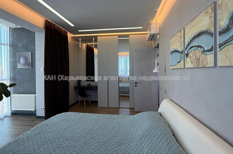 Продам квартиру, Дмитрия Антоненко ул. , 3  ком., 103.80 м², евроремонт 