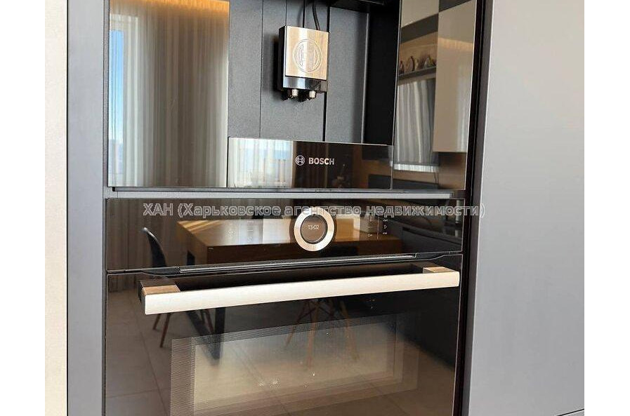 Продам квартиру, Дмитрия Антоненко ул. , 3  ком., 103.80 м², евроремонт 