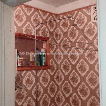 Продам квартиру, Садовый пер. , 2 кім., 42 м², косметический ремонт 