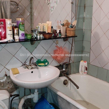 Продам квартиру, Садовопарковая ул. , 6 , 2  ком., 43 м², косметический ремонт 