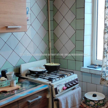 Продам квартиру, Садовопарковая ул. , 6 , 2  ком., 43 м², косметический ремонт 