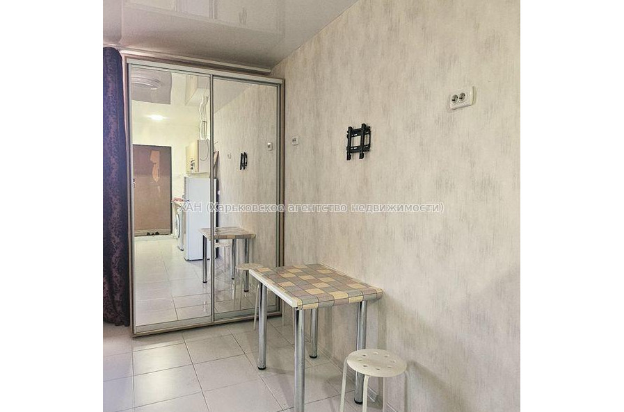 Продам квартиру, Нетеченская наб. , 1 кім., 17 м², евроремонт 