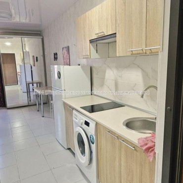 Продам квартиру, Нетеченская наб. , 1 кім., 17 м², евроремонт 