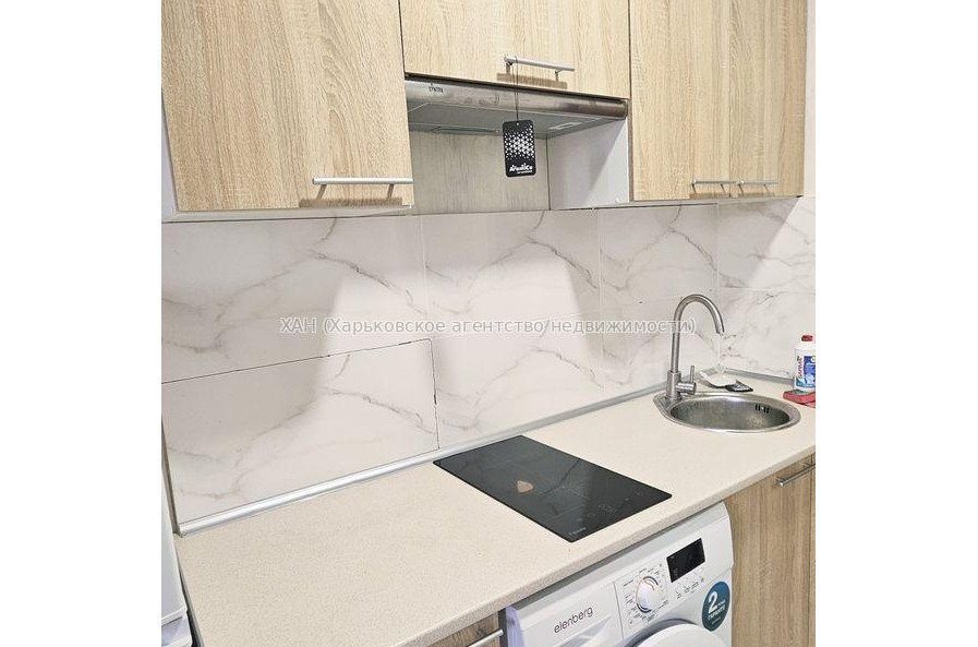 Продам квартиру, Нетеченская наб. , 1 кім., 17 м², евроремонт 