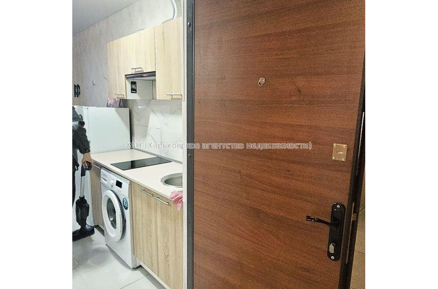 Продам квартиру, Нетеченская наб. , 1 кім., 17 м², евроремонт 