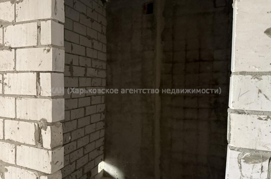 Продам квартиру, Мира ул. , 1 кім., 48.10 м², без внутренних работ 