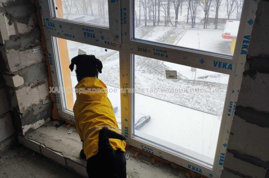 Продам квартиру, Гвардейцев Широнинцев ул. , 3  ком., 87 м², без внутренних работ 