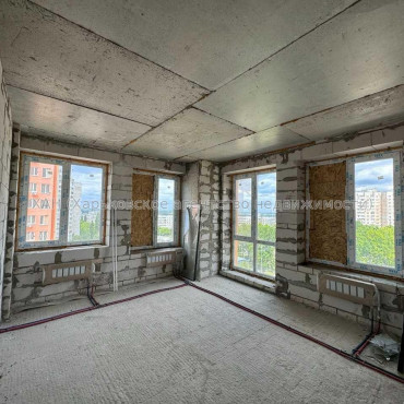 Продам квартиру, Гвардейцев Широнинцев ул. , 3  ком., 87 м², без внутренних работ 