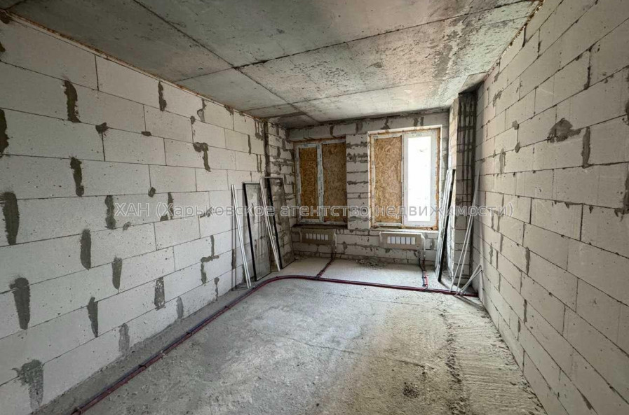 Продам квартиру, Гвардейцев Широнинцев ул. , 3  ком., 87 м², без внутренних работ 