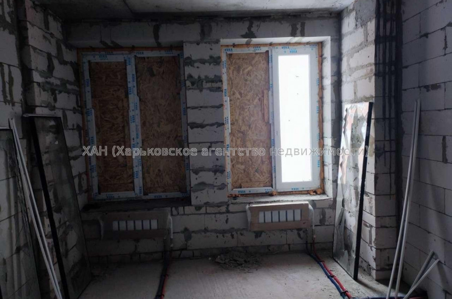 Продам квартиру, Гвардейцев Широнинцев ул. , 3  ком., 87 м², без внутренних работ 