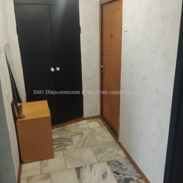 Продам квартиру, Валентиновская ул. , 1 кім., 31 м², косметический ремонт 