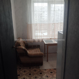 Продам квартиру, Валентиновская ул. , 1 кім., 31 м², косметический ремонт