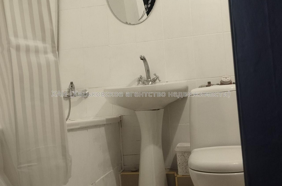 Продам квартиру, Валентиновская ул. , 1 кім., 31 м², косметический ремонт 