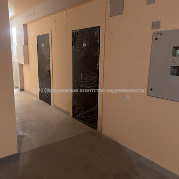 Продам квартиру, Букова ул. , 2 кім., 61 м², без внутренних работ 