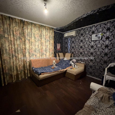 Продам квартиру, 1 кім., 39.90 м², советский ремонт 