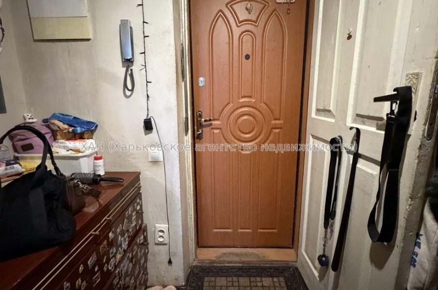 Продам квартиру, Лесопарковский 2-й пер. , 1 кім., 39.90 м², советский ремонт 