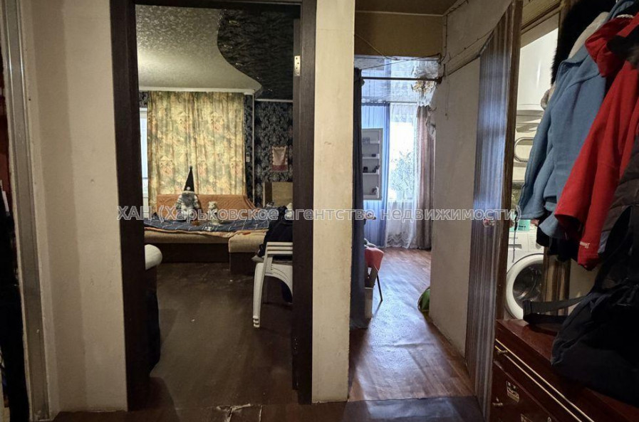 Продам квартиру, Лесопарковский 2-й пер. , 1 кім., 39.90 м², советский ремонт 
