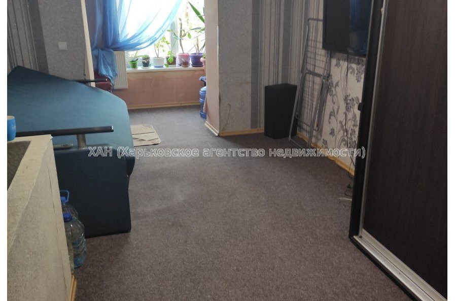 Продам квартиру, Ковтуна ул. , 1  ком., 24 м², советский ремонт 