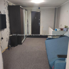 Продам квартиру, Ковтуна ул. , 1  ком., 24 м², советский ремонт